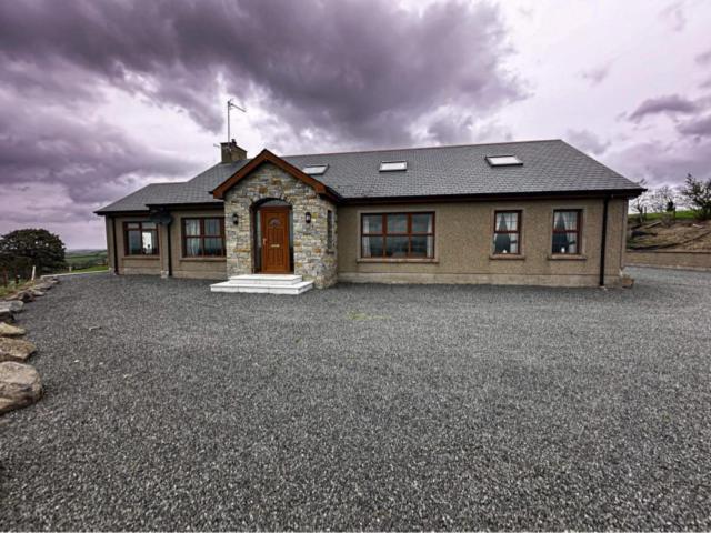 Hillhead Country Retreat Villa Касълуелан Екстериор снимка
